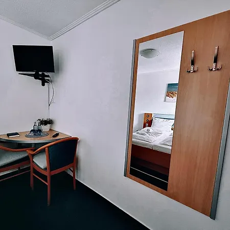 Hotel Granitz 3*